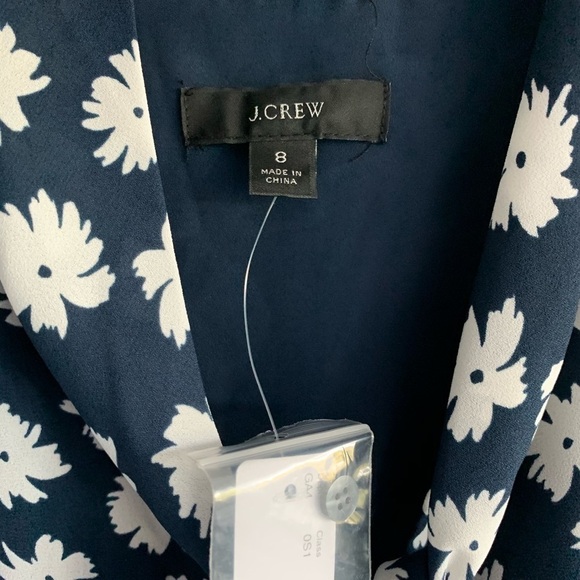 J. Crew Short-sleeve tie-neck dress in scattered daisies - Picture 6 of 12